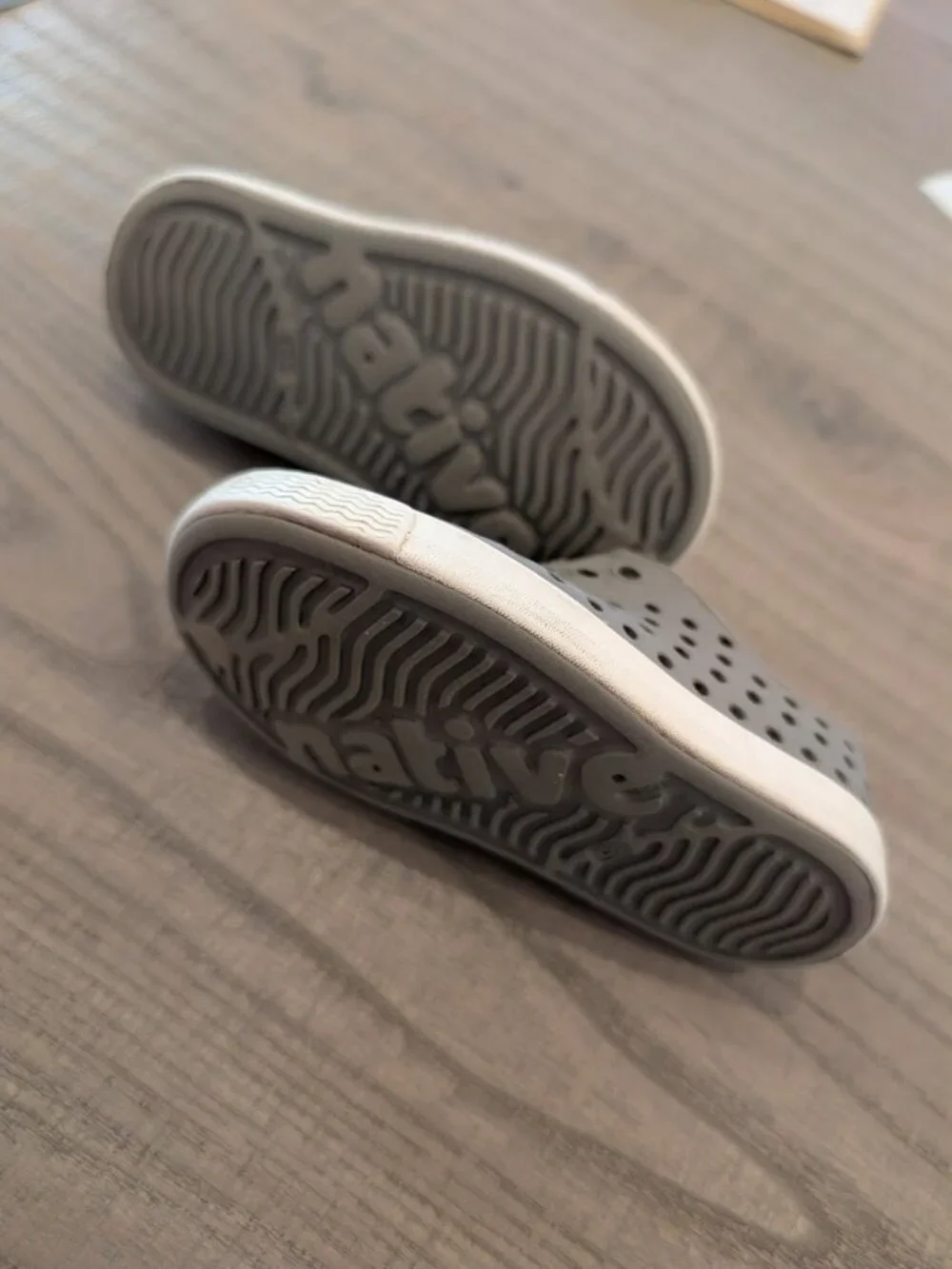 Native Shoes Little Kids Jefferson, Gray, 5T